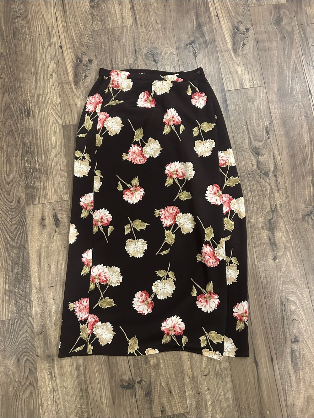 Vintage floral maxi skirt